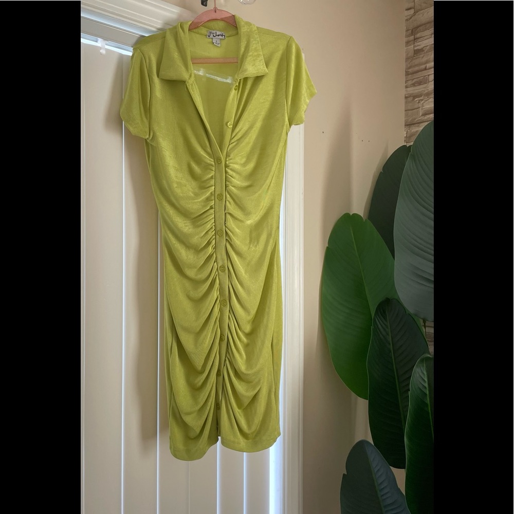 J for Justify neon green button up dress
